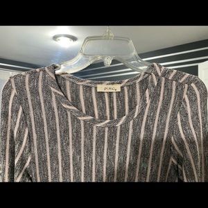 Pinc grey and pink flows dress